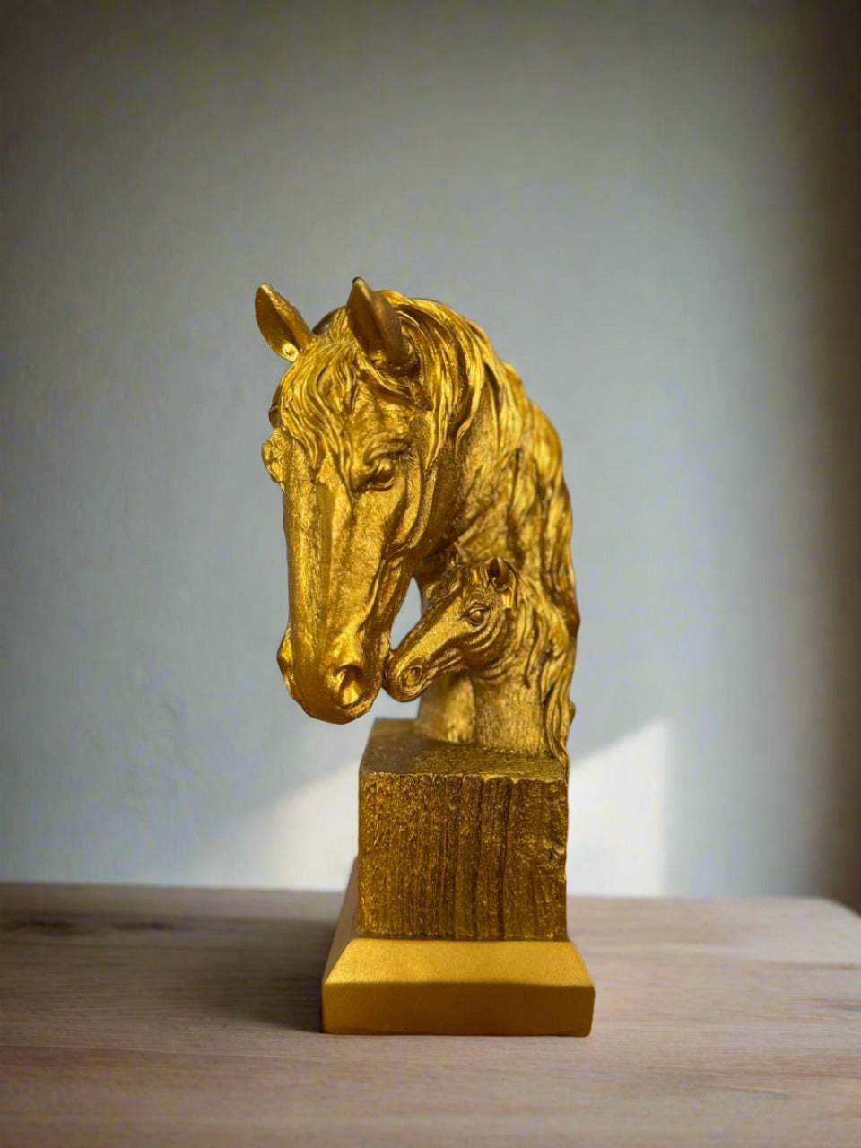 Statuette horse