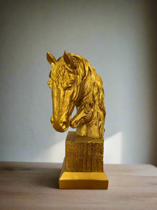 Animal figurine horse - home decor