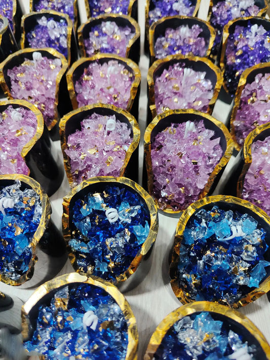 დეკორატიული სანთელი საჩუქრად