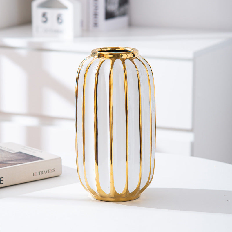 კერამიკის ლარნაკი